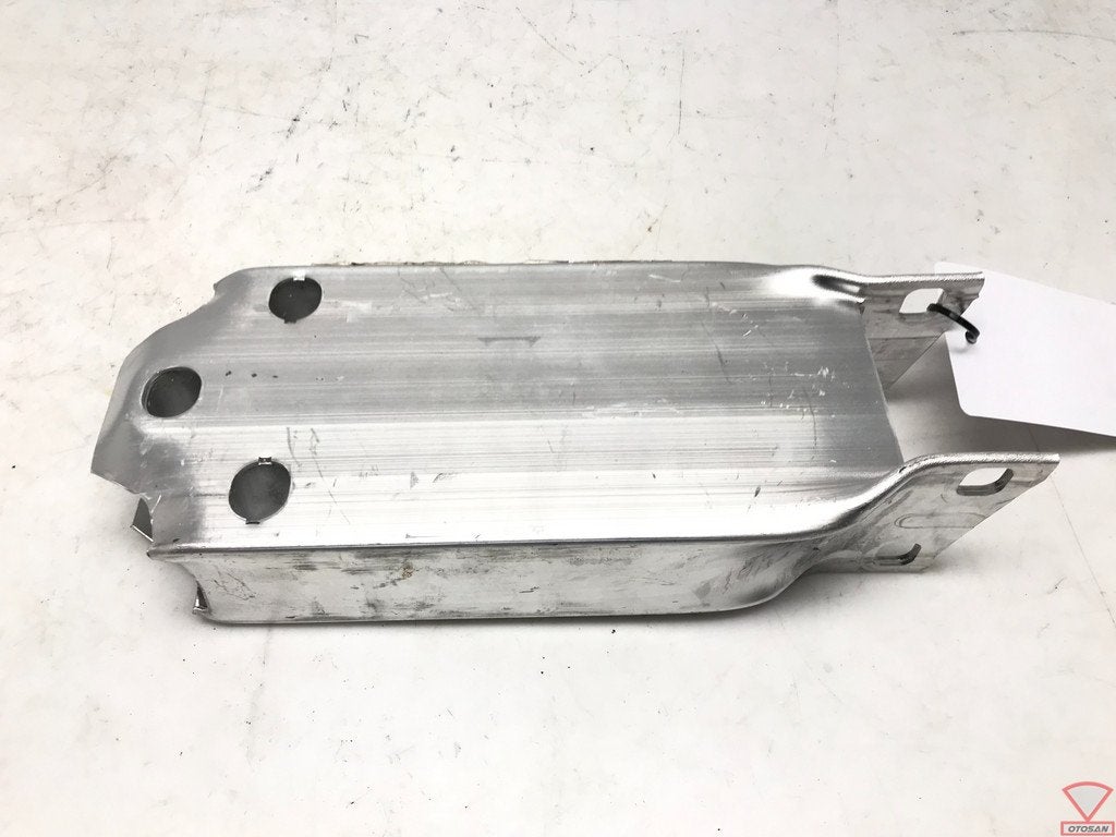MB C Klasse W206 Bumperbalk Absorber Links A2066200100