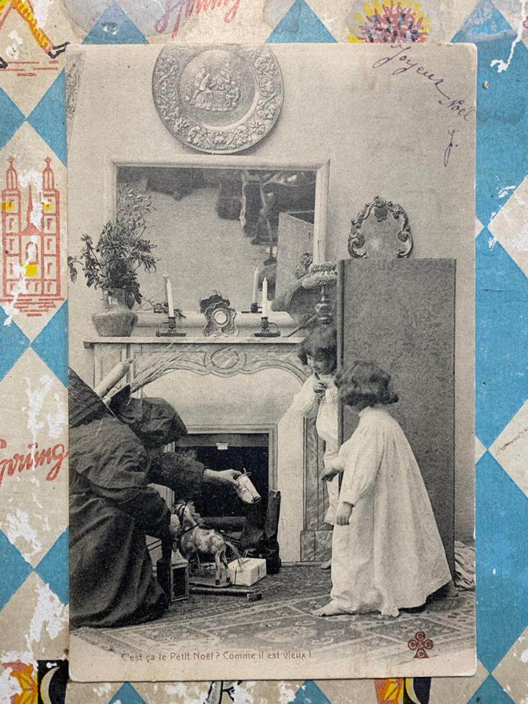 Kerst - meisjes betrappen de kerstman (EL), Ophalen of Verzenden, Voor 1920, Gelopen, Feest(dag)