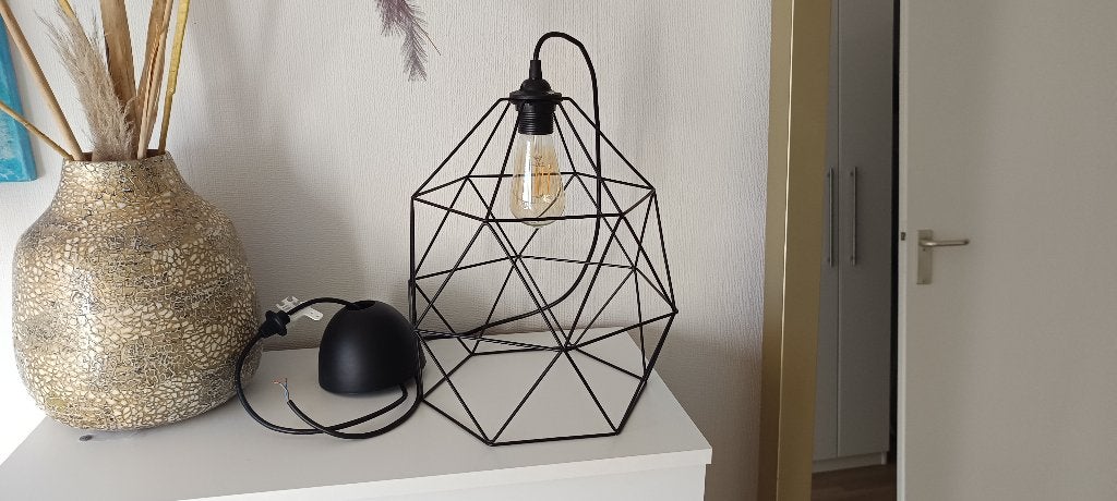 PLAFONDLAMP IKEA 6 euro, Huis en Inrichting, Lampen | Plafondlampen, Zwart, Zo goed als nieuw, Plafondlamp, Metaal