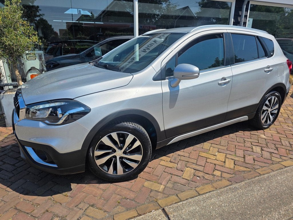 Suzuki SX4 -SCross 1.0 Boosterjet Exclusive ,trekhaak, Voorwielaandrijving, Gebruikt, Euro 6, 19 km/l