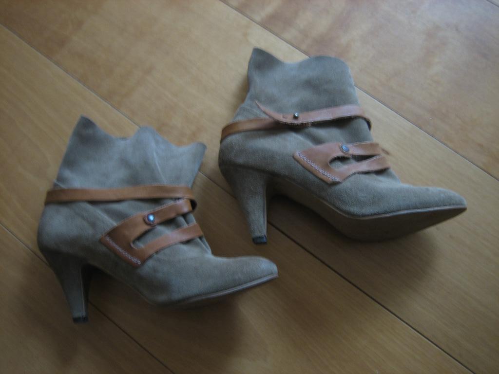 Elegante beige suede enkellaarsjes FOOTWORK 38 snazzeys, Kleding | Dames, Schoenen, Verzenden, Beige, Lage of Enkellaarzen, Footwork