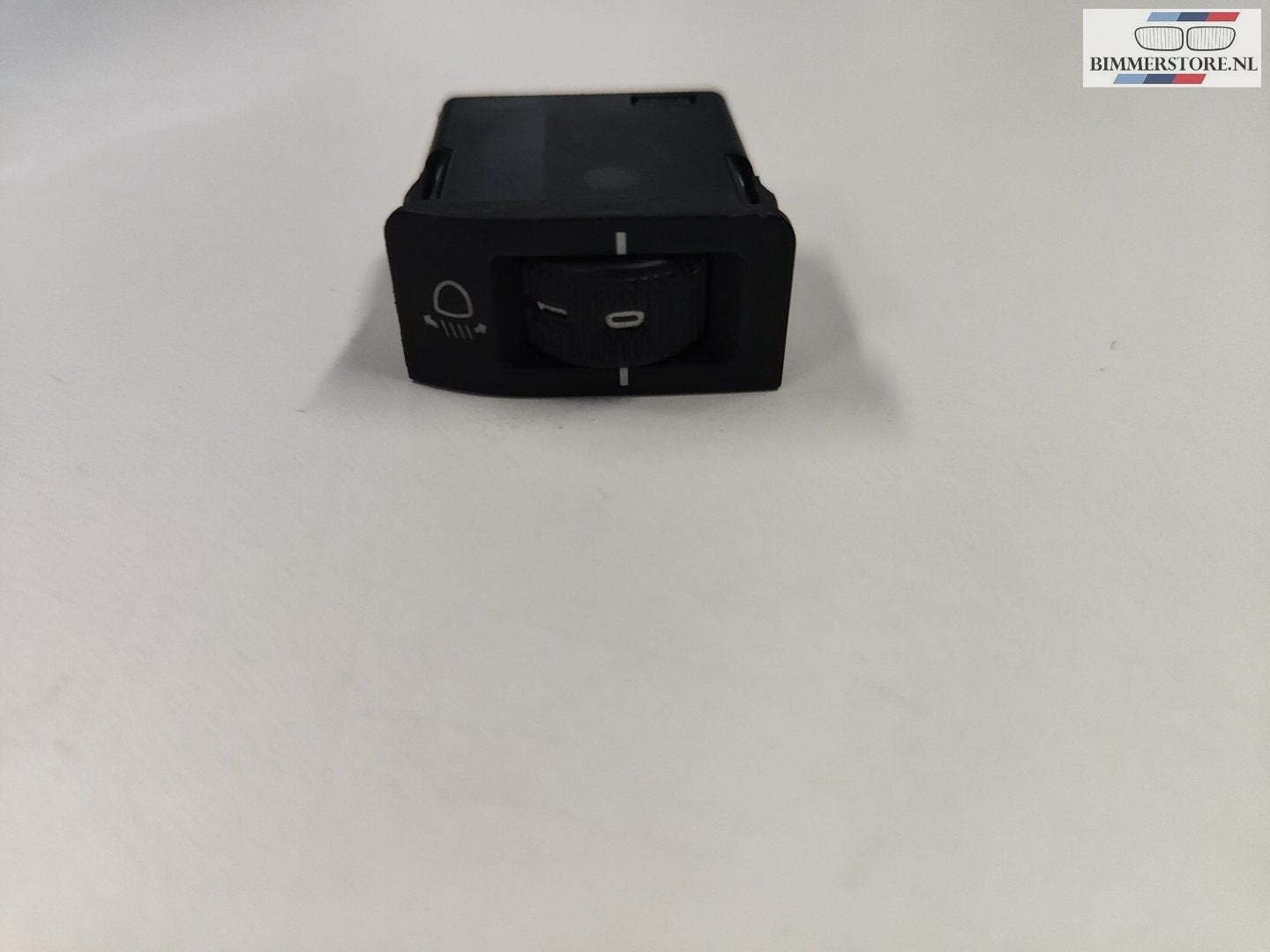 Koplamp hoogte regeling schakelaar BMW 7 serie E38 8360843, Gebruikt, -, -, Ophalen of Verzenden