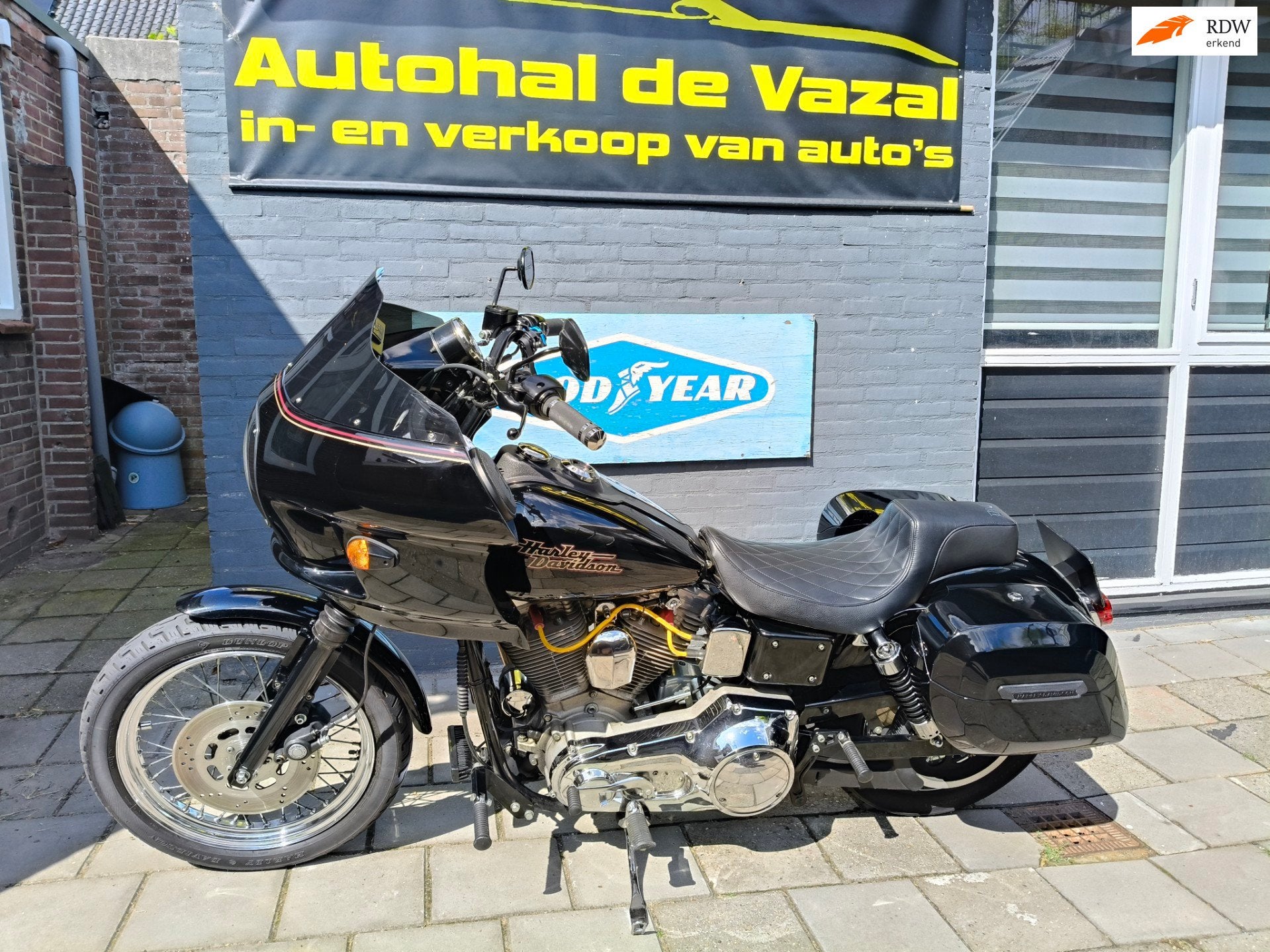 Harley Davidson Chopper FXD Super Glide EVO Club style, Motoren, Motoren | Harley-Davidson, 1340 cc, Chopper, Bedrijf, Vazalstraat 31
5021 DP  Tilburg, NL