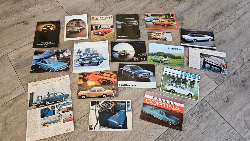 17 oude Ford folders Granada, Consul, 20M, Cortina, Taunus, Ophalen of Verzenden, Gelezen, Ford