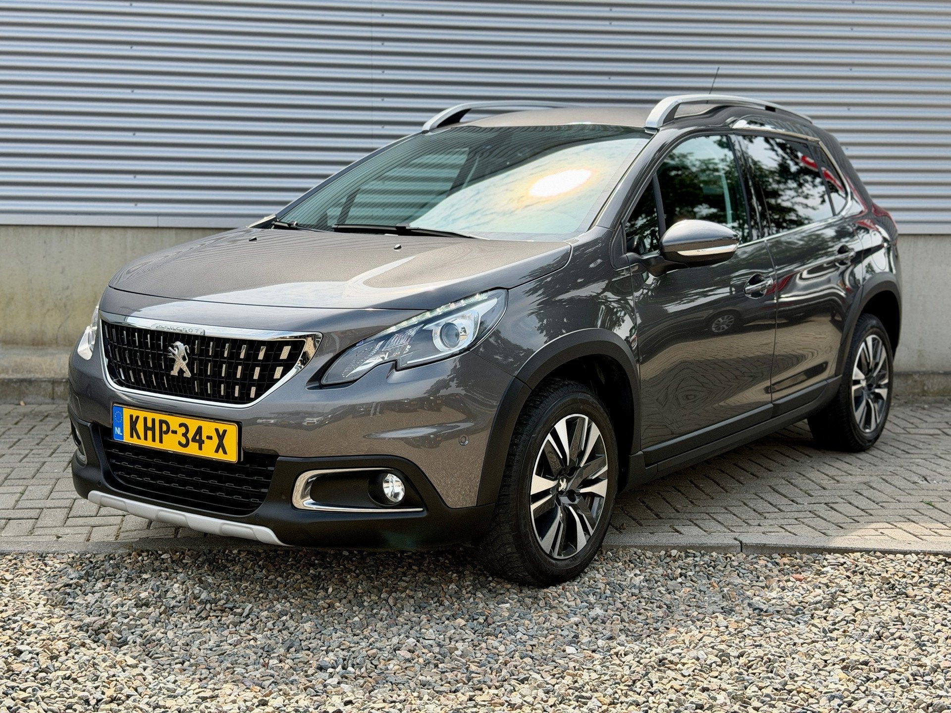 Peugeot 2008 1.2 PureTech GT-Line Automaat [ fm navi,camera,, Auto's, Dealer onderhouden, 1199 cc, 1165 kg, Leder en Stof