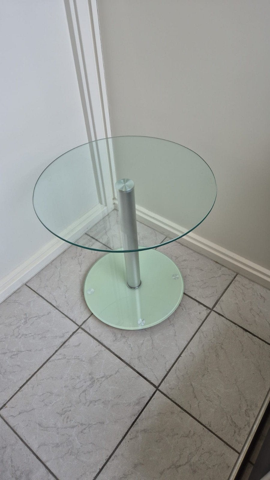 Glazen Bijzettafel / Salontafeltje - Rond - Design, Minder dan 55 cm, Gebruikt, Modern Design, Rond