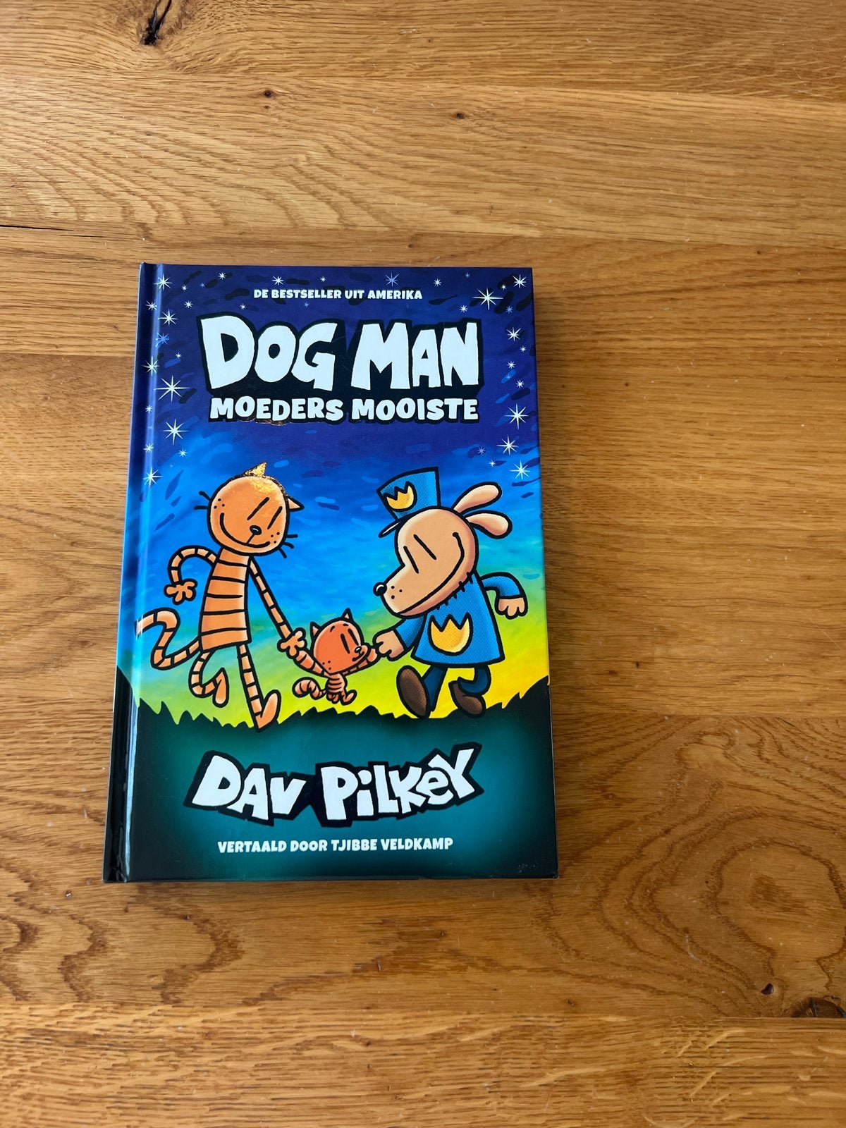 Dog Man: Moeders Mooiste - Dav Pilkey, Ophalen, Zo goed als nieuw, Fictie algemeen