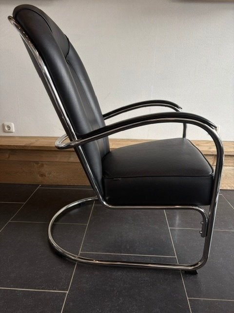 Twee Gispen AA fauteuils, chroom, zwart leder, 100 tot 125 cm, Design, Zo goed als nieuw, Leer