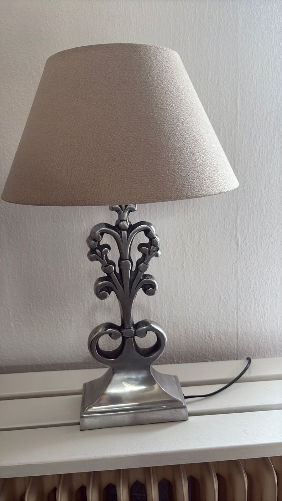 Tafellamp modern, Ophalen of Verzenden, Zo goed als nieuw, Modern