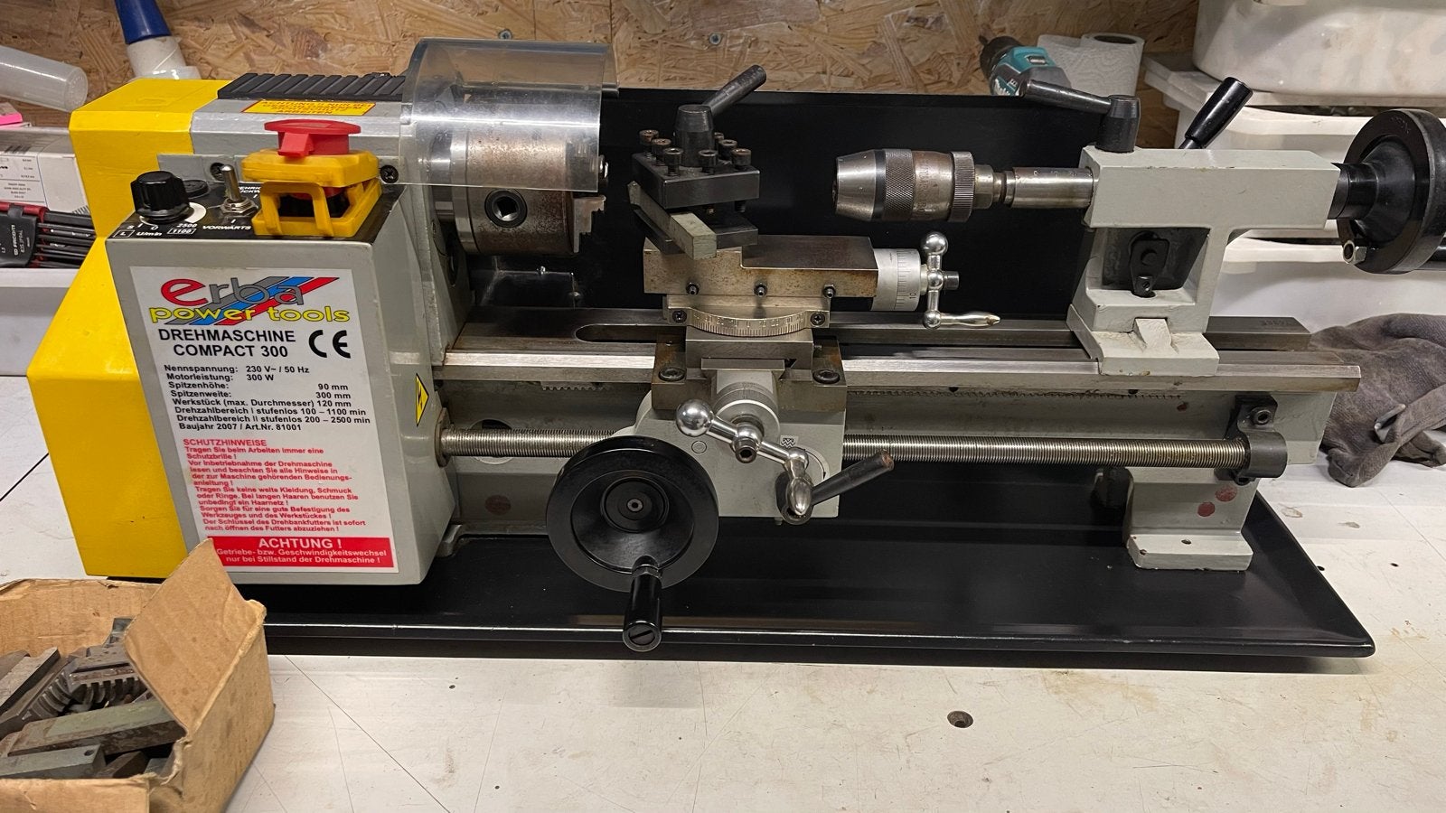 Erba Compact 300 draaibank 230v met accessoires, Doe-het-zelf en Verbouw, Ophalen, Gebruikt, Metaaldraaibank, Minder dan 500 mm