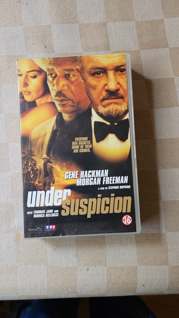 vhs thriller film videoband Under Suspicion Gene Hackman, Cd's en Dvd's, VHS | Film, Vanaf 16 jaar, Ophalen of Verzenden, Zo goed als nieuw