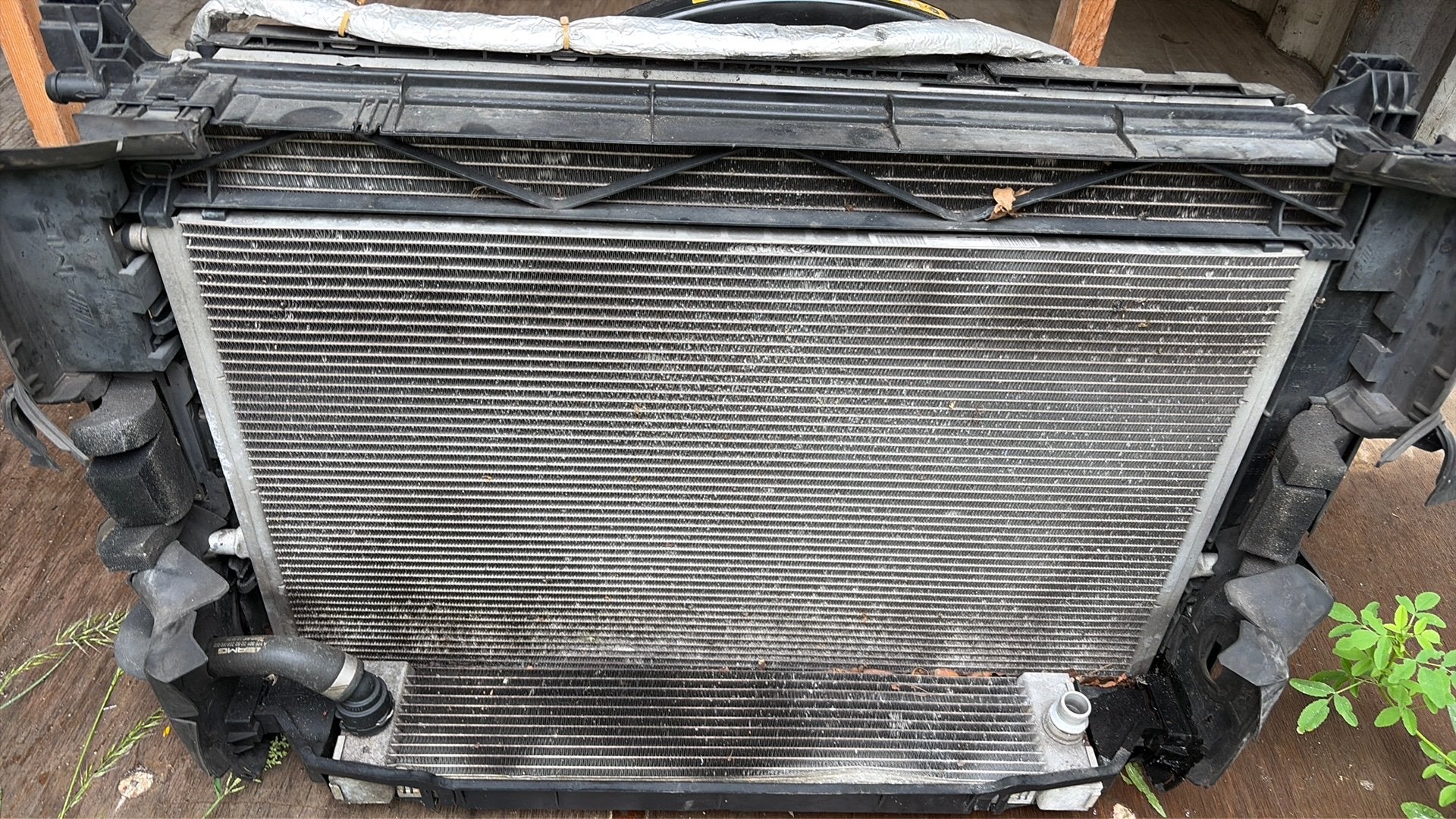 Radiateur Mercedes A45 / CLA45 / GLA45 AMG – A1765000600, Ophalen, Gebruikt, Mercedes-Benz