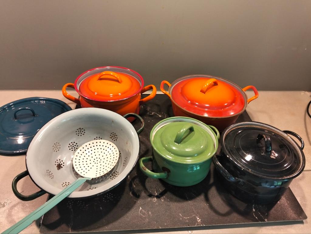 Retro pannen, vergiet en schuimspaan, Antiek en Kunst, Antiek | Emaille, Ophalen of Verzenden