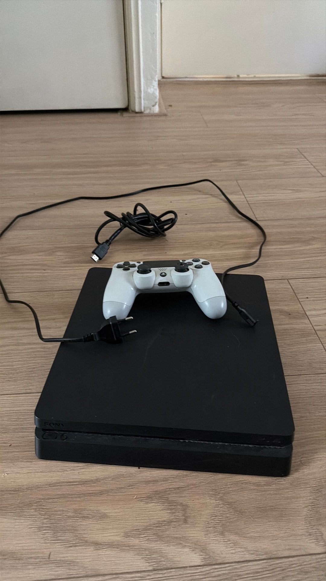 PlayStation 4 Slim met controller, Ophalen of Verzenden, Gebruikt, Met 1 controller, Slim