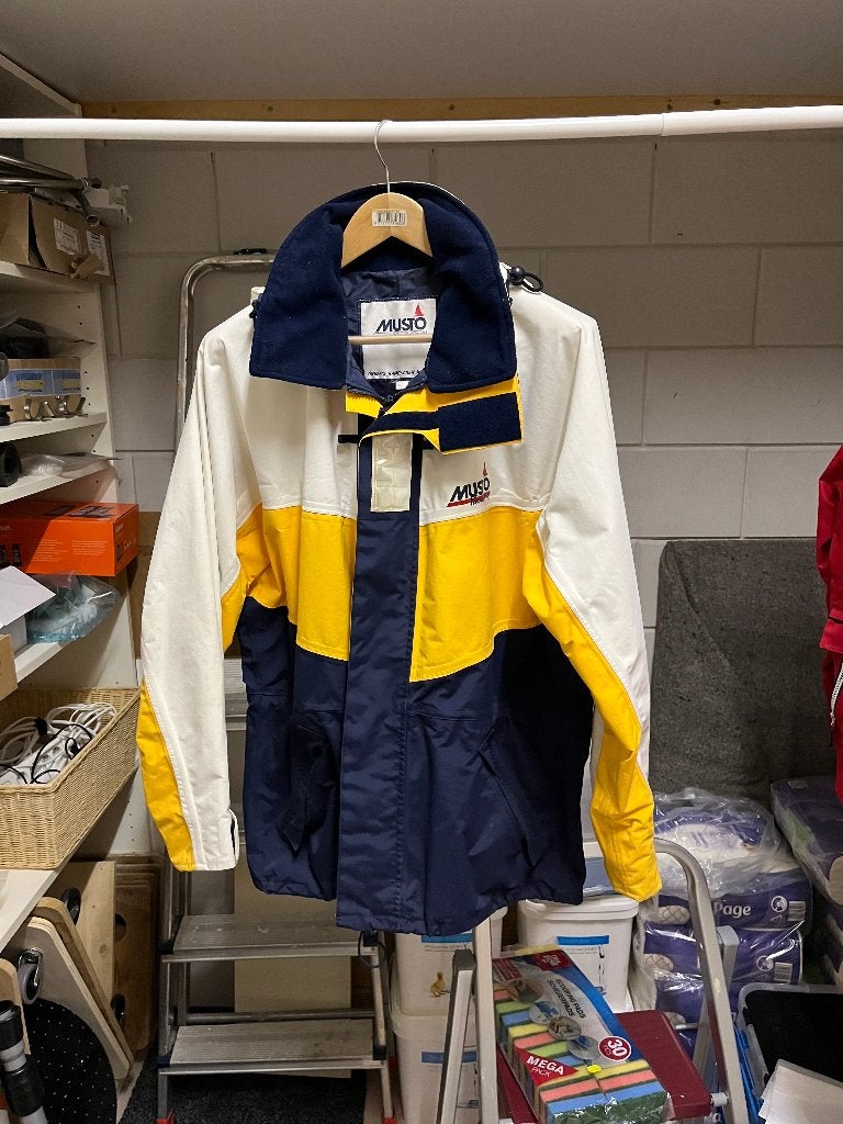 Musto Zeiljack (L), Maat 52/54 (L), Musto, Blauw, Ophalen of Verzenden