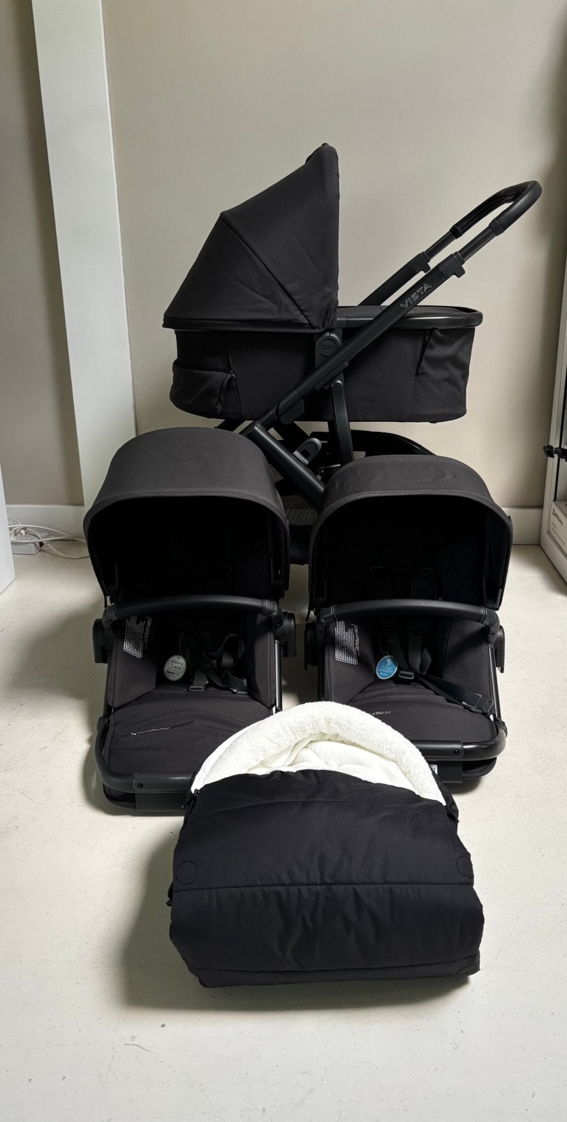 Uppababy Vista V3 kinderwagen met voetenzak en extra zitje, Ophalen, Zo goed als nieuw, Overige merken