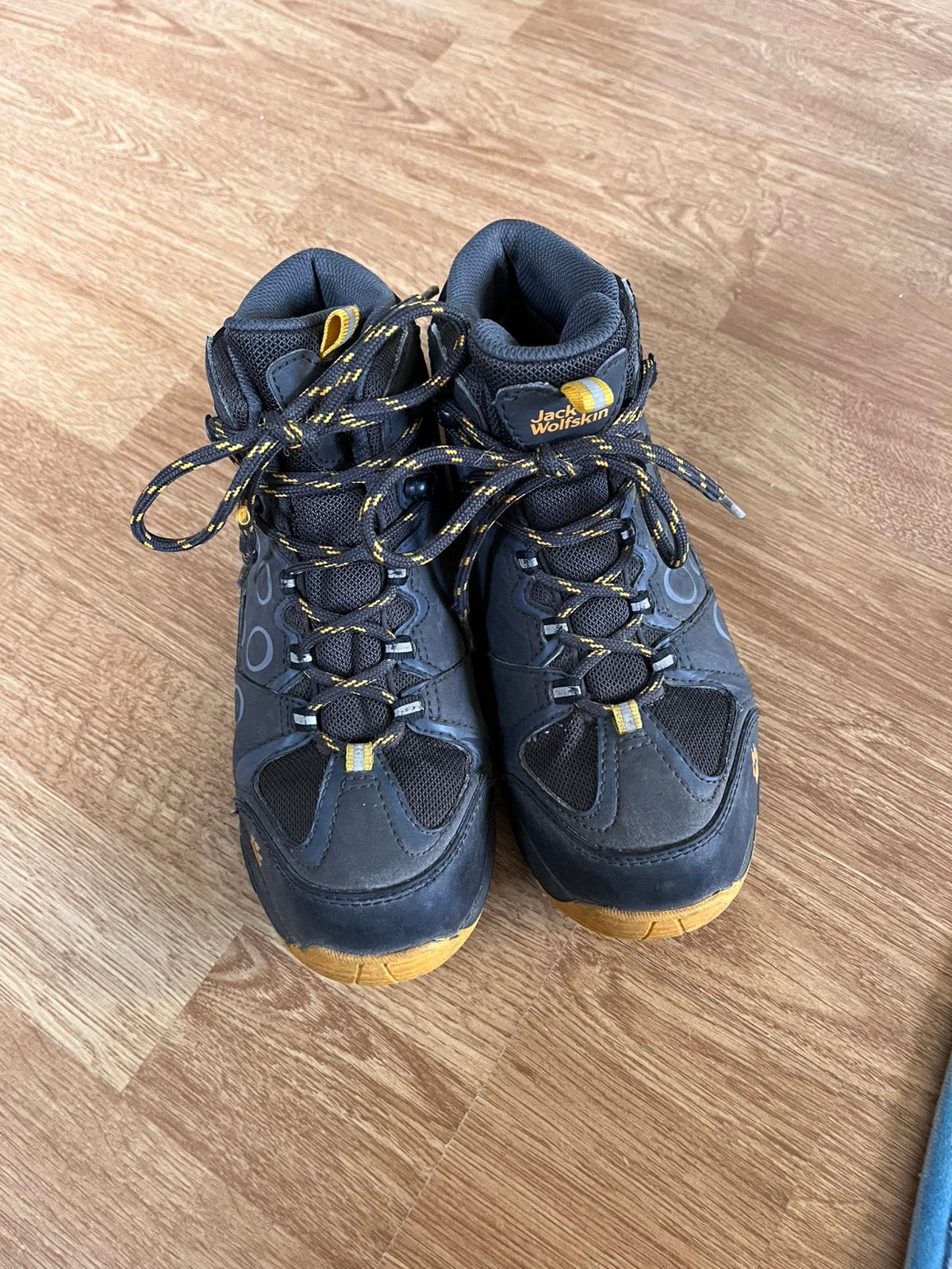 Wandelschoenen jack Wolfskin maat 34, Ophalen of Verzenden, Zo goed als nieuw, Schoenen