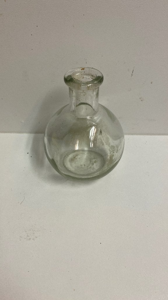 Vintage glazen vaasje - Klein rond flesje, Gebruikt, Transparant, 9 cm, Ophalen of Verzenden