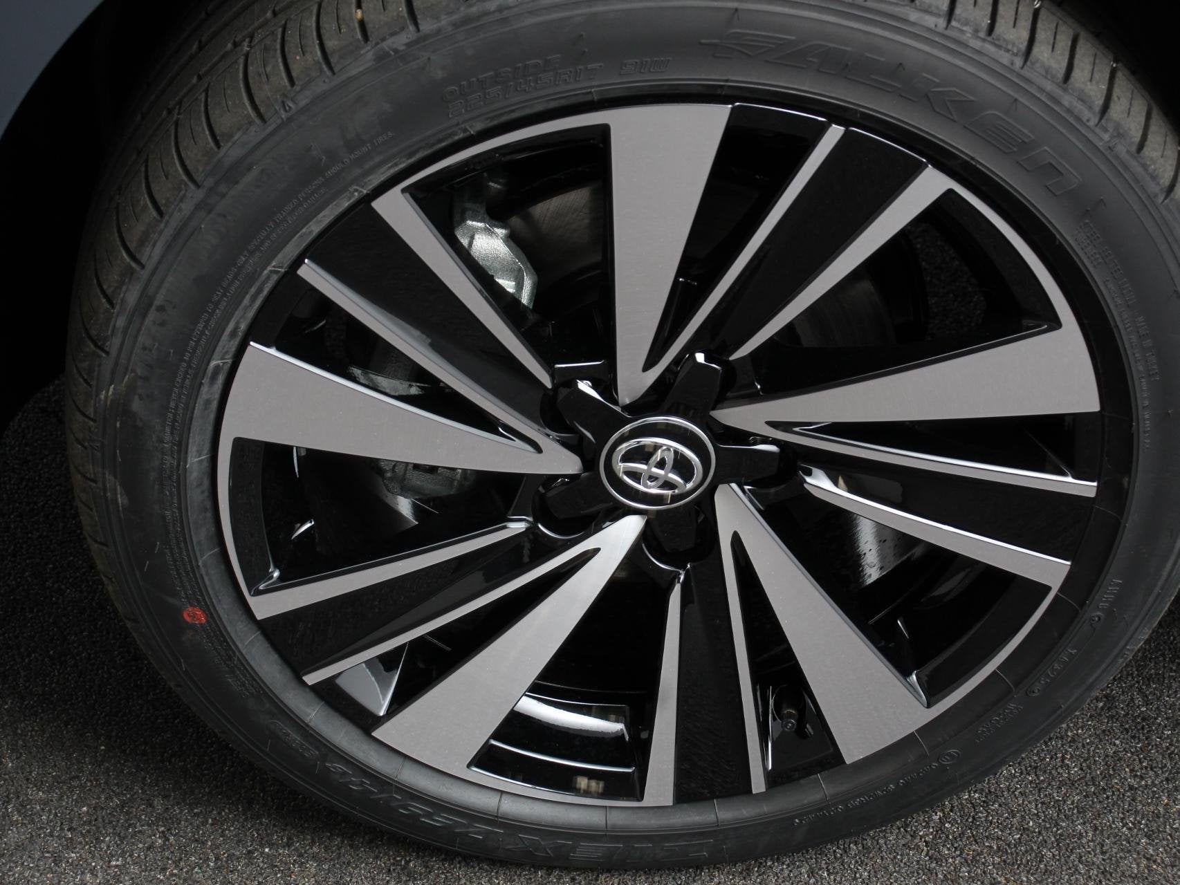 Toyota Corolla Touring Sports Automaat Hybrid 140 Active DEM, Auto's, Gebruikt, 750 kg, 4 cilinders, Corolla
