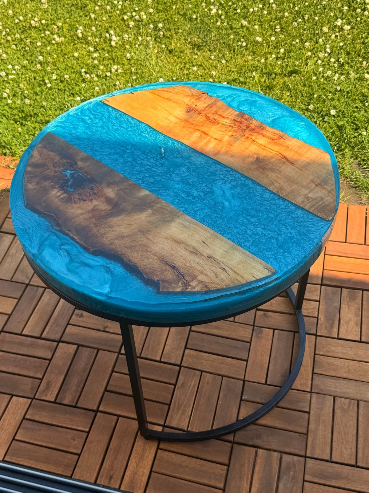 Unieke handgemaakte epoxy salontafel met hout, Huis en Inrichting, Tafels | Salontafels, Minder dan 50 cm, 100 tot 150 cm, Rond