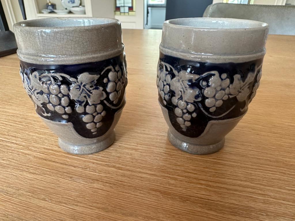 2 Vintage duitse wijn bekers, Ophalen of Verzenden, Zo goed als nieuw, Aardewerk