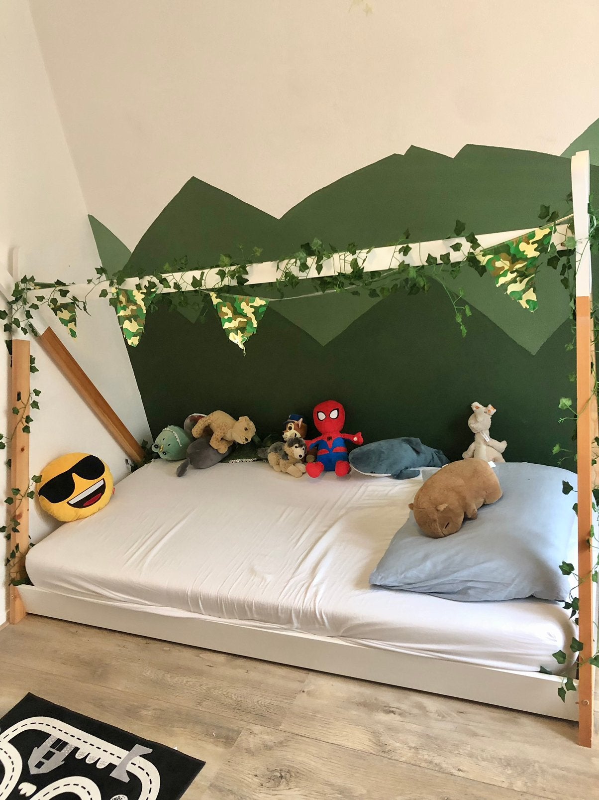 Kinderbed Tipi, Kinderen en Baby's, Ophalen, 85 tot 100 cm, Zo goed als nieuw, Matras