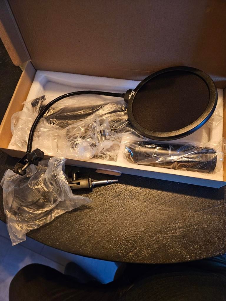 Aengus USB Condensator Microfoon met Boom Arm & Pop Filter, Ophalen of Verzenden, Zo goed als nieuw, Studiomicrofoon