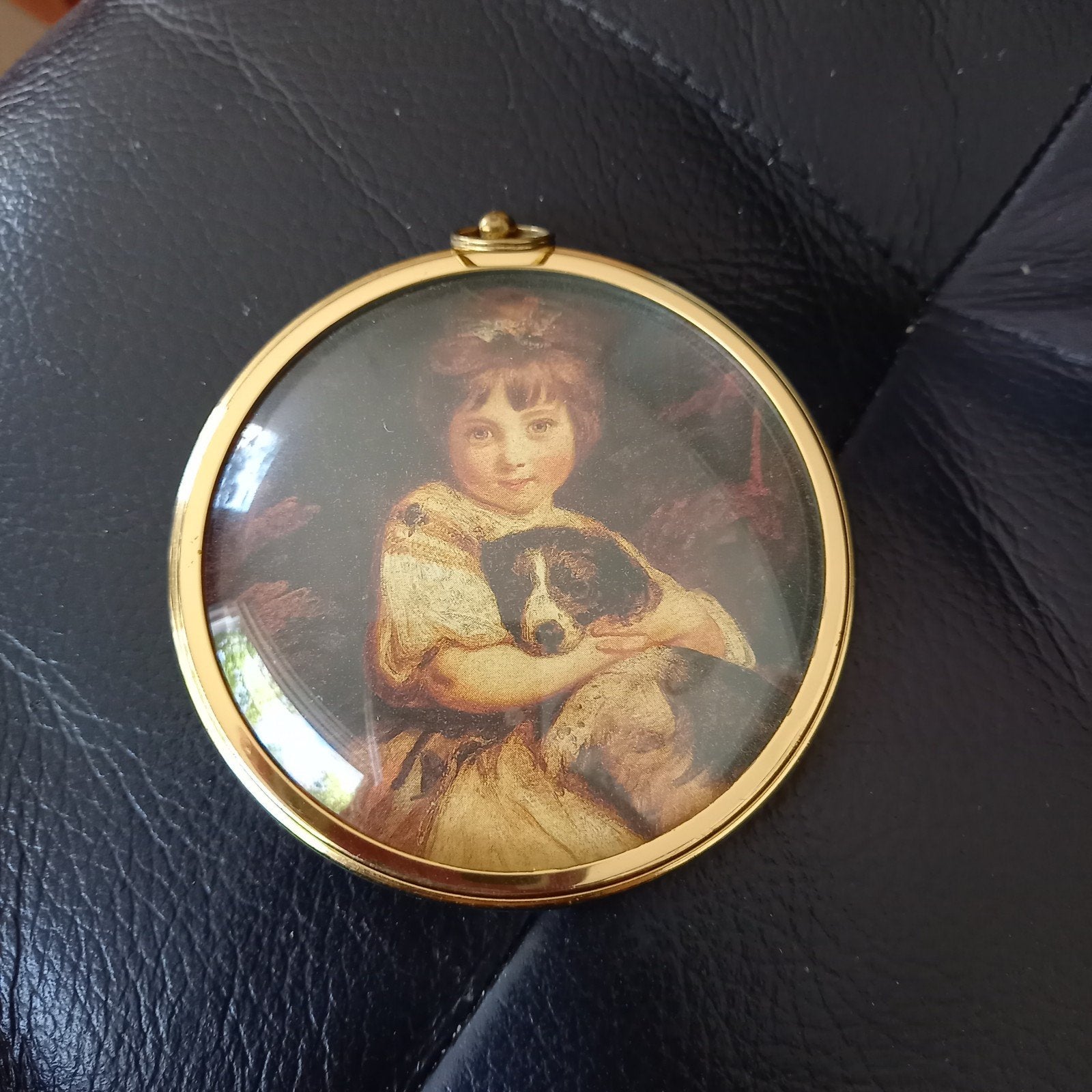 Vintage Miniatuur Medaillon Peter Bates (Miss Bowles) Engela, Ophalen of Verzenden