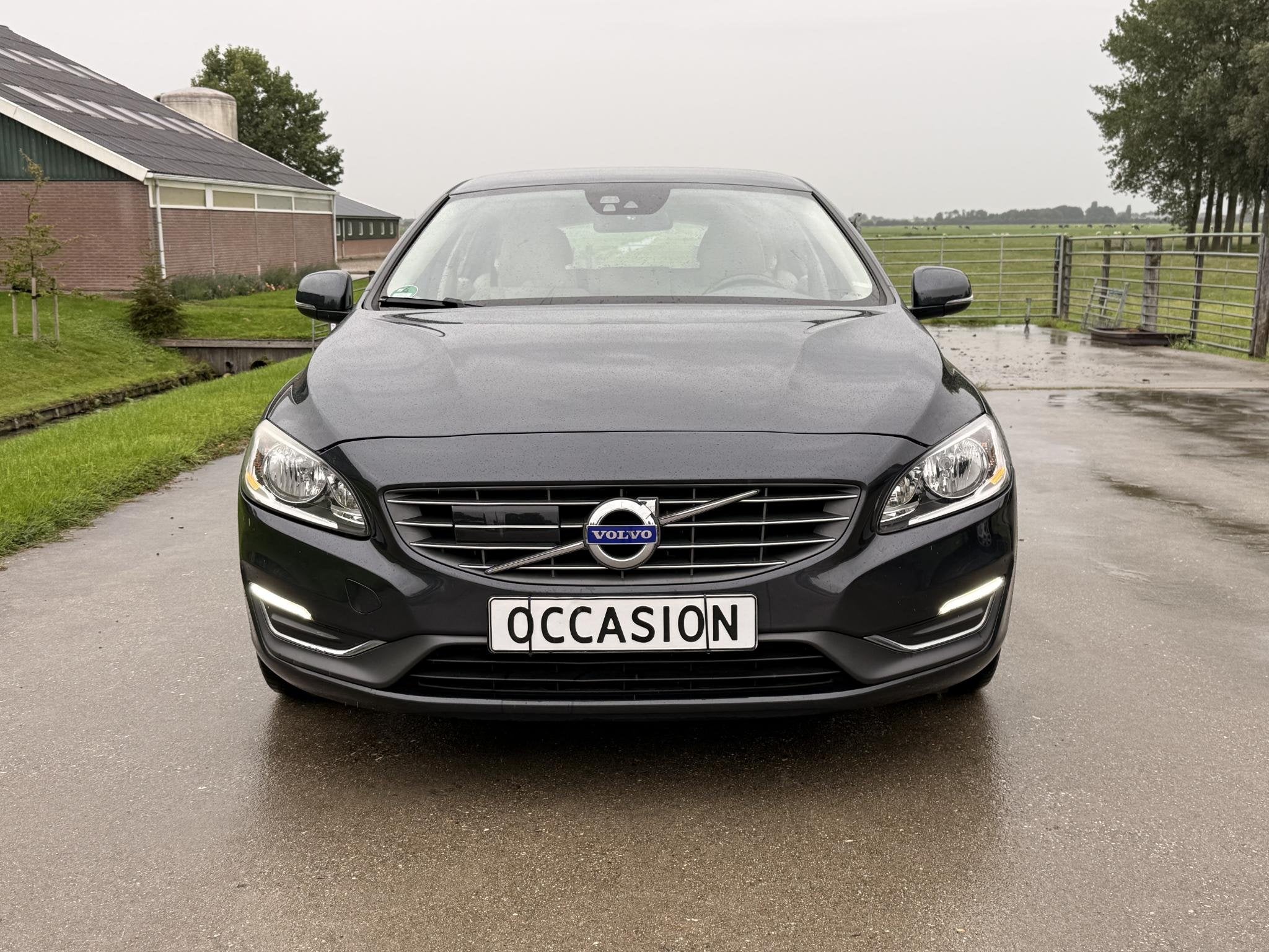 Volvo V60 2.0 T5 Kinetic RIEM V.V. | ADAPT. CRUISE | TREKHAA, Auto's, Stof, Gebruikt, Euro 6, 4 cilinders