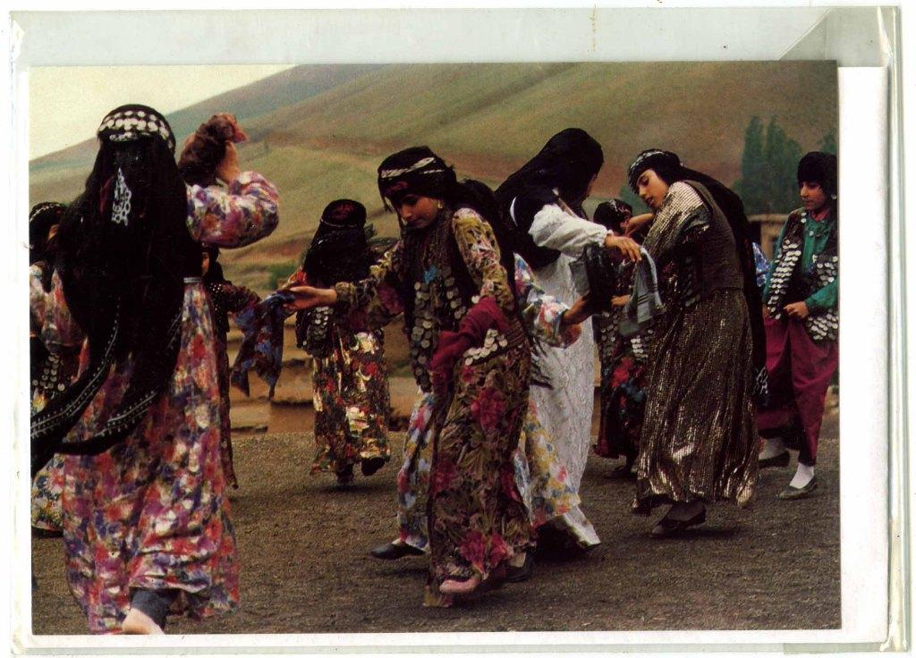 Dance in the valley, Ophalen of Verzenden, 1980 tot heden, Ongelopen, Cultuur en Media