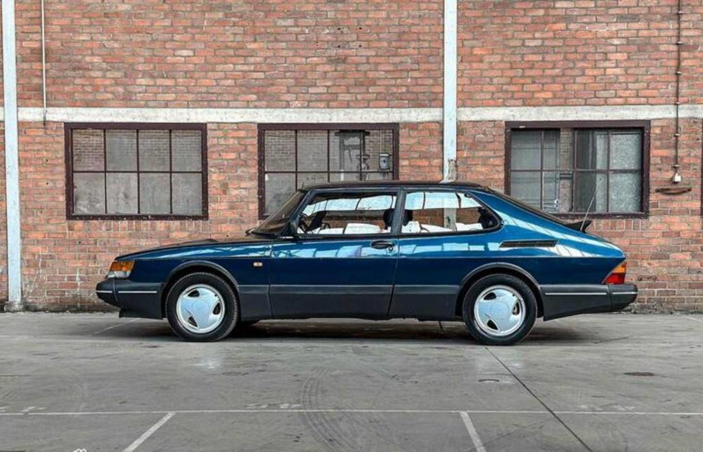 Saab 900 Classic Aero bodykit compleet incl. railsysteem, Auto-onderdelen, Carrosserie en Plaatwerk, Ophalen, Gebruikt, Saab, Bumper