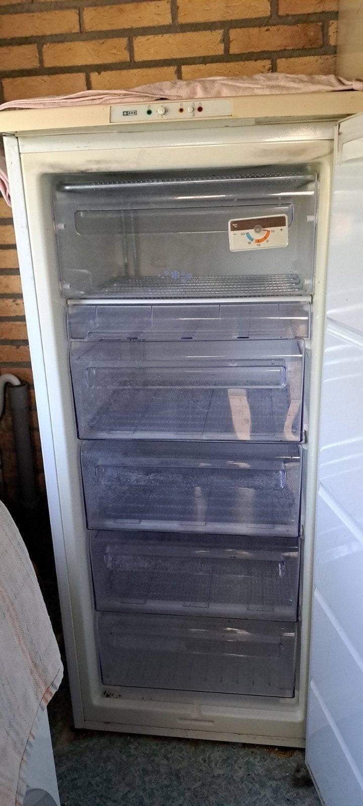 vriezer werkt prima, Witgoed en Apparatuur, Ophalen of Verzenden, Gebruikt, Minder dan 60 cm, Minder dan 85 cm