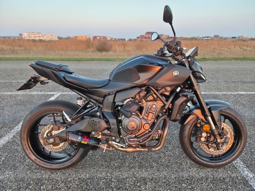 Yamaha MT-07 | Tech Black | Full Akrapovic | Y-AMT |, Motoren, 700 cc, 2 cilinders, Motorrijbewijs A, Particulier
