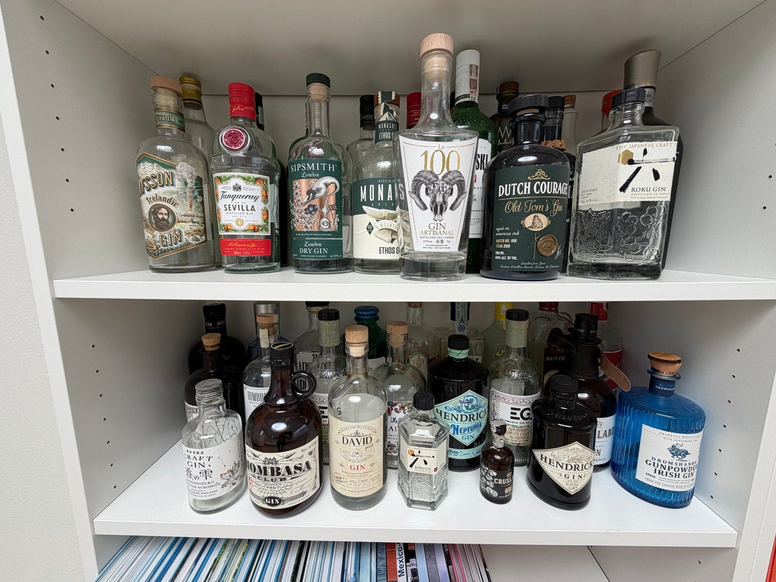 42 lege gin flessen, Verzamelen, Glas en Borrelglaasjes, Ophalen, Zo goed als nieuw