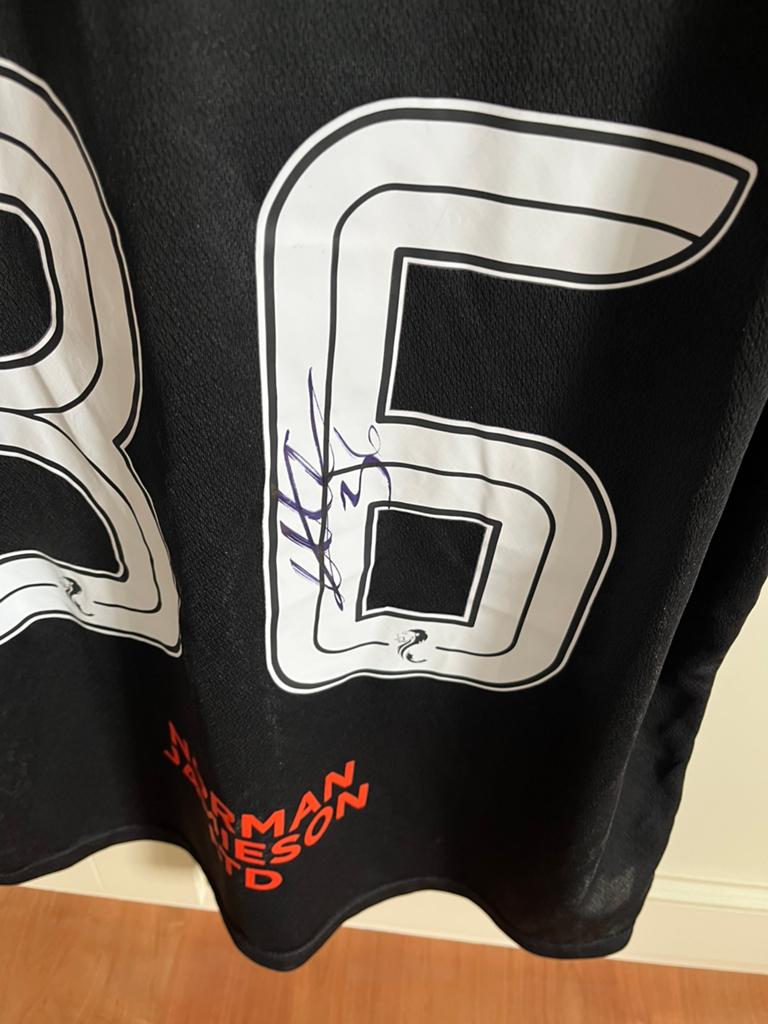 Matchworn gesigneerd Shirt Dundee United, Verzamelen, Sportartikelen en Voetbal, Ophalen of Verzenden, Zo goed als nieuw, Buitenlandse clubs