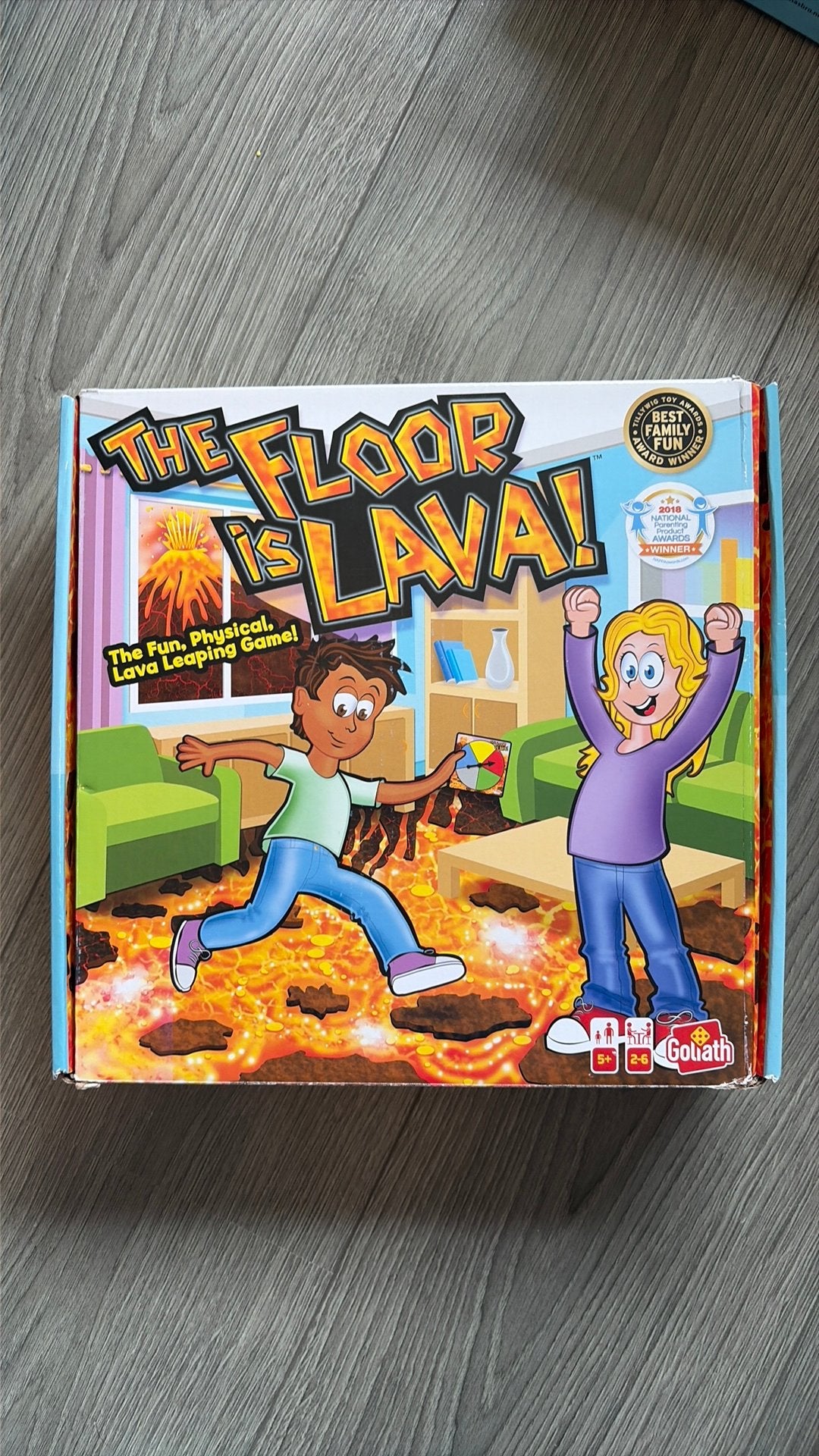 De vloer is lava / The floor is lava ; Goliath, Hobby en Vrije tijd, Gezelschapsspellen | Kaartspellen, Ophalen of Verzenden