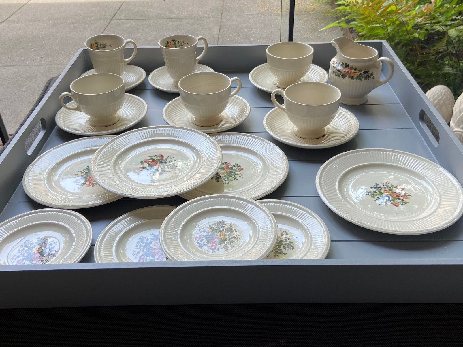 Conway Wedgwood Aardewerk Servies - Vintage Bloemen, Antiek en Kunst, Ophalen of Verzenden