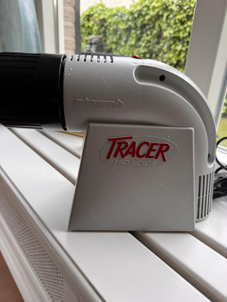 Artograph Tracer Projector - Tekenprojector, Audio, Tv en Foto, Beamers, Ophalen of Verzenden, Gebruikt, Overige technologieën