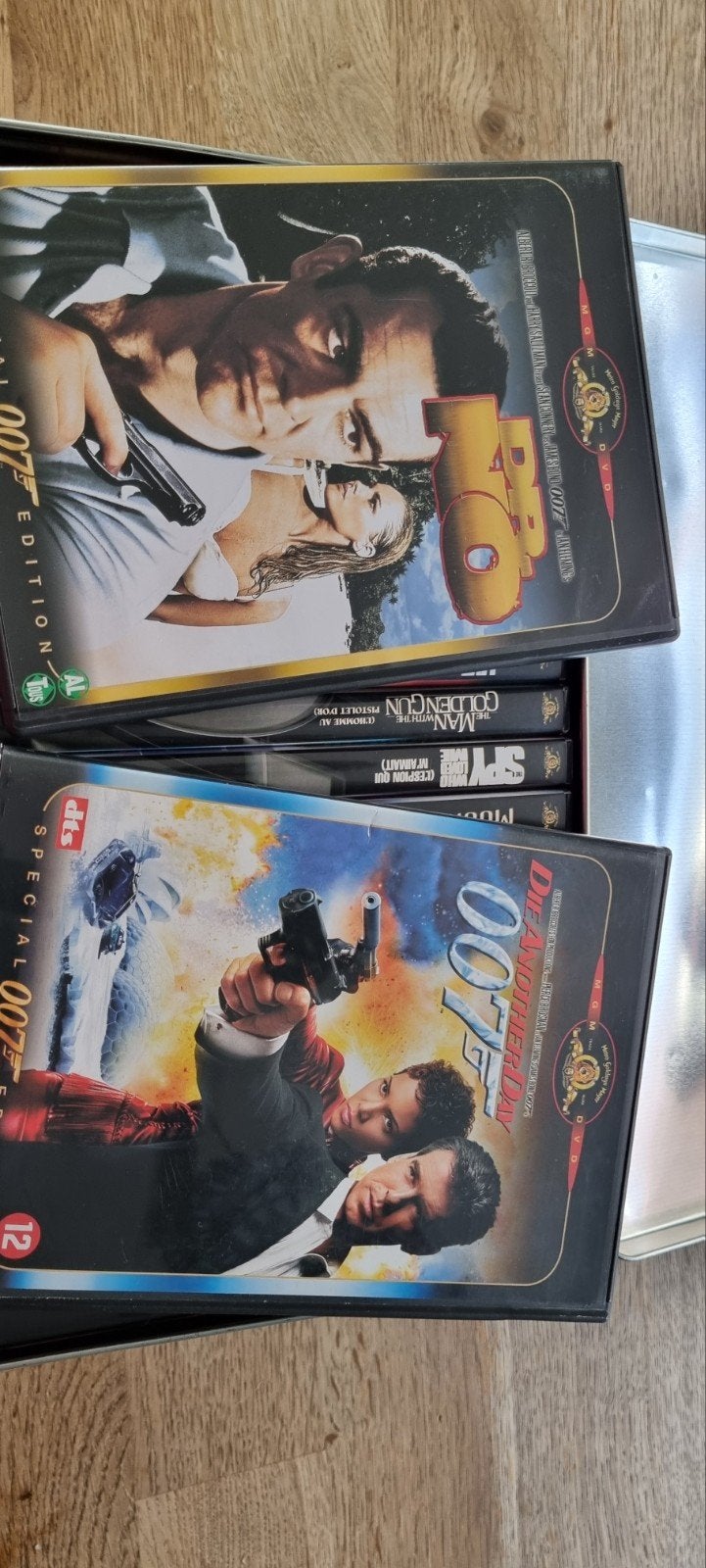 James Bond 007 DVD Collectie in Metalen Box, Nederlands, Actie, Ophalen of Verzenden, Vanaf 12 jaar