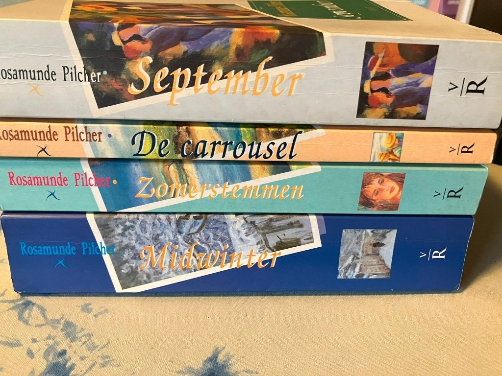 4 romans van Rosamunde Pilcher, Ophalen of Verzenden, Zo goed als nieuw, Nederland