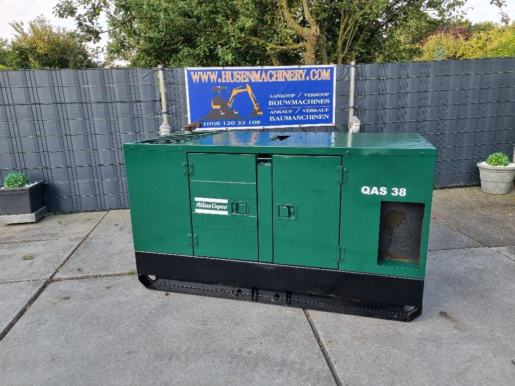 Atlas copco Qas 38 - atlas copco qax 30, Ophalen, Gebruikt, Dieselolie, Geluidgedempt