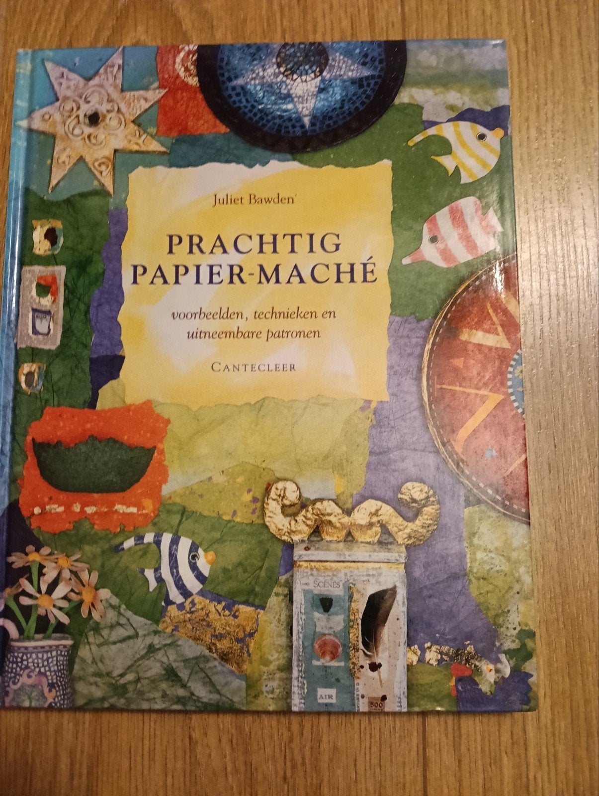 J. Bawden - Prachtig papier-mache, Ophalen of Verzenden, Zo goed als nieuw, J. Bawden
