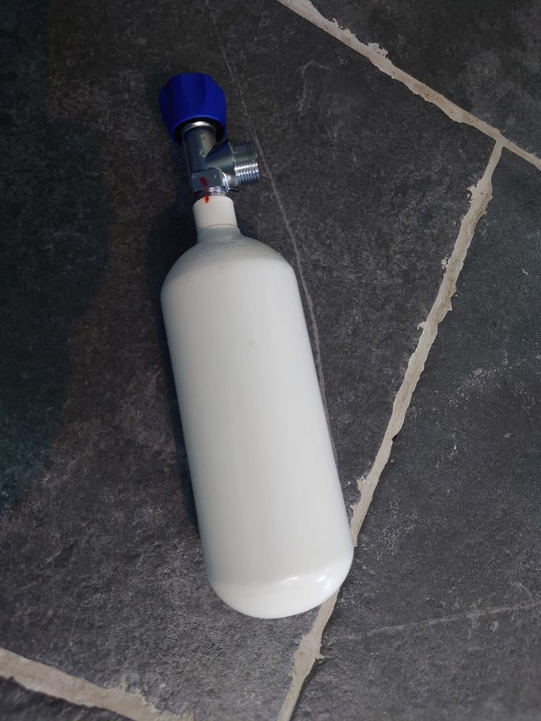 Lege PCP Persluchtfles 0,8L 300Bar! Met 200Bar kraan, zgan!, Ophalen of Verzenden, Zo goed als nieuw