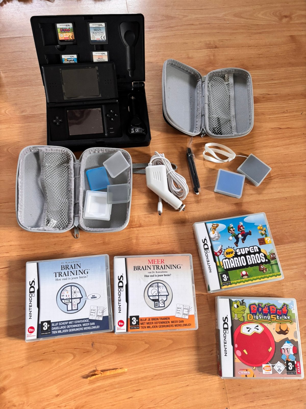 NINTENDO DS, Spelcomputers en Games, Ophalen of Verzenden, Zo goed als nieuw, Roze, DS Lite