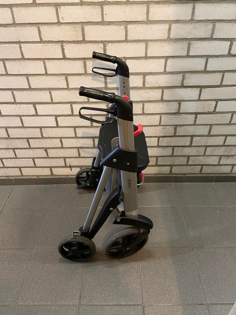 EasyLiving Active Rollator opklapbaar, Diversen, Rollators, Zo goed als nieuw, Opvouwbaar, Ophalen