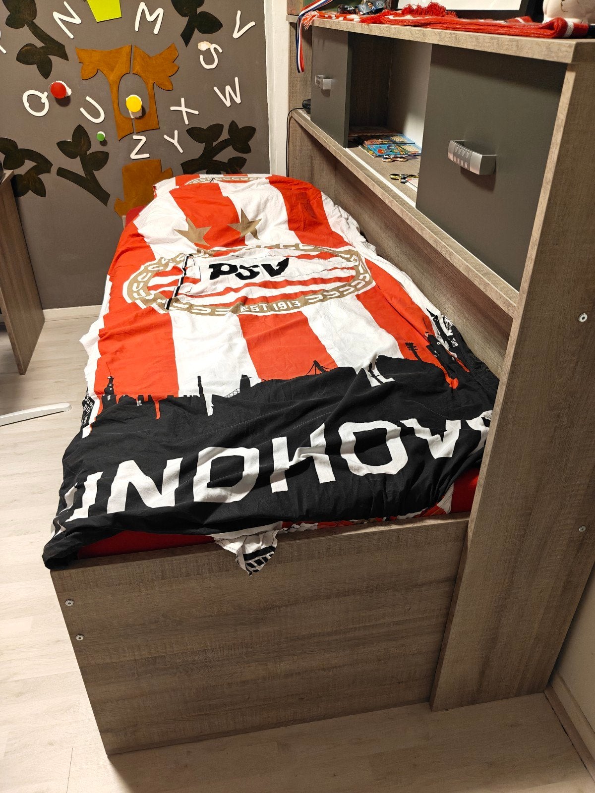 Kajuitbed en bedkast Pep, Ophalen, Zo goed als nieuw, Jongetje of Meisje