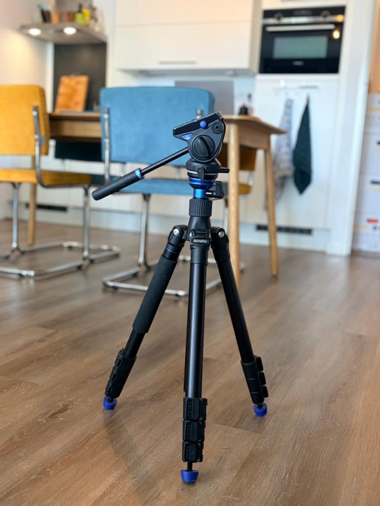 Benro Aero 4 statief, Ophalen of Verzenden, Zo goed als nieuw, Minder dan 150 cm, Driepoot