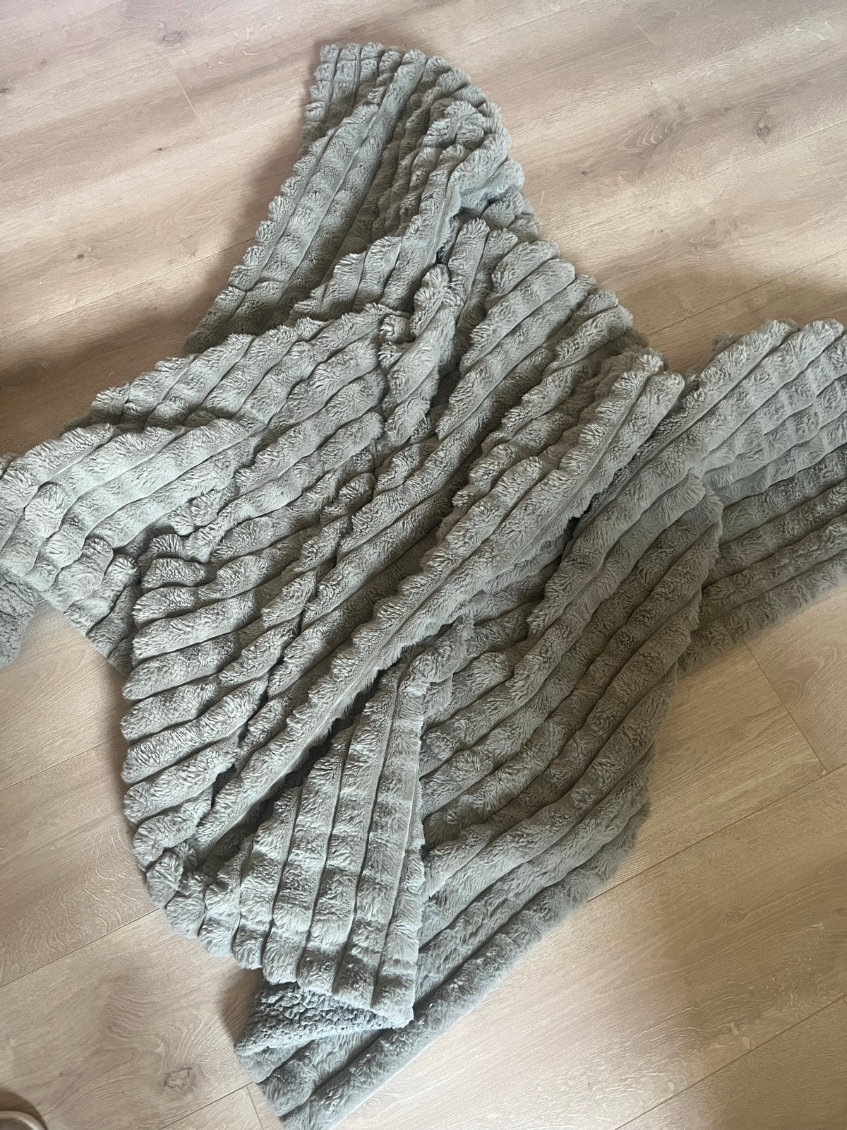 Zachte grijze deken met ribbelstructuur, Overige merken, Gebruikt, Vierkant, Ophalen of Verzenden