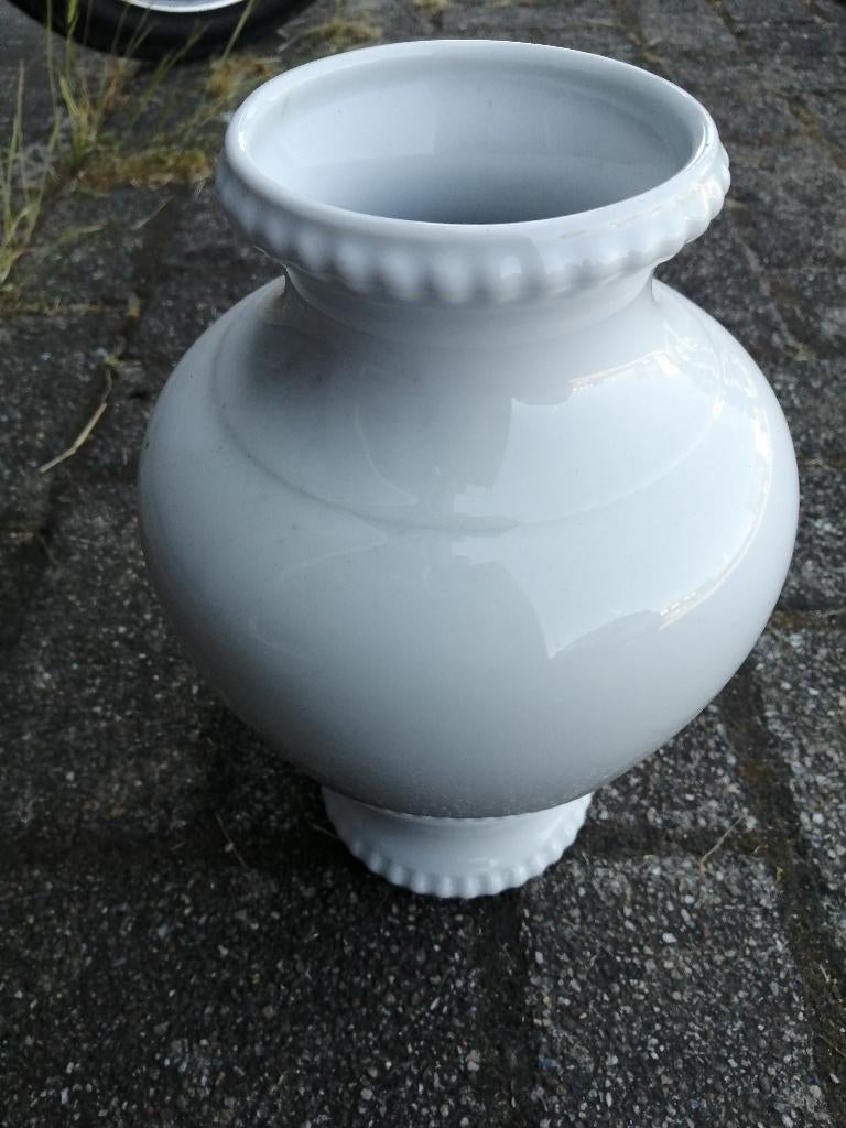 Mooie witte vaas bareuther waldsassen bavaria vintage, Vintage, Gebruikt, Ophalen of Verzenden, Wit