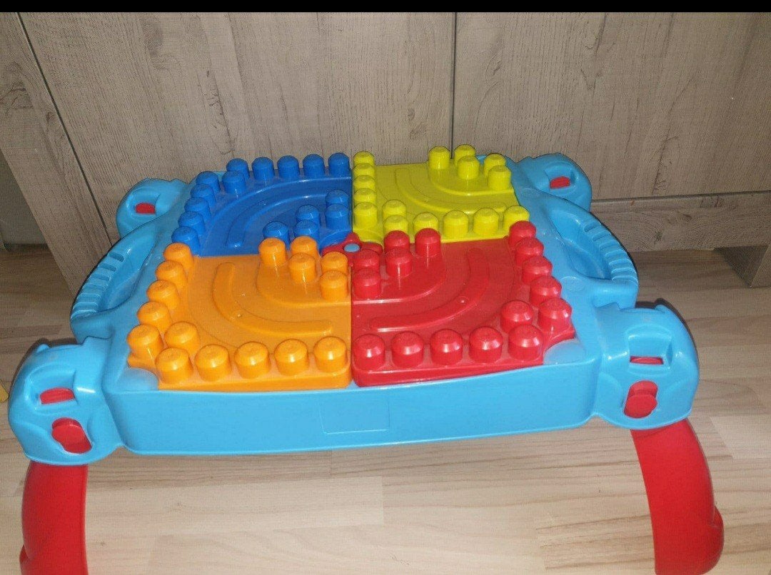 megablocks tafel /)watertafel met veel megablockken, Ophalen, Zo goed als nieuw